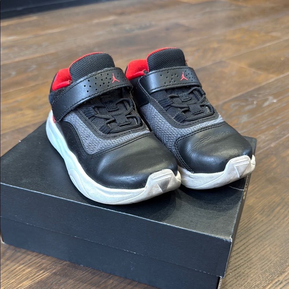 Toddler Jordan’s 11 cmft low
